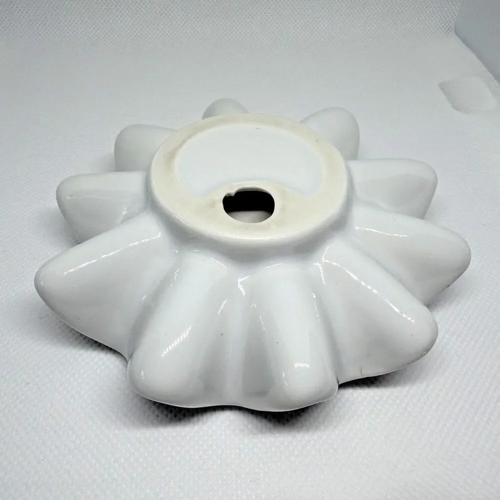 White Ruffles Ceramic Taper Candle Holder Modern Minimalist Fluted 4.3